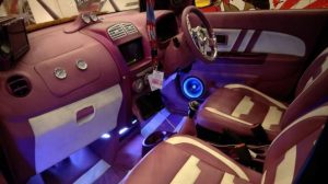 Apa Jadinya Jika Daihatsu Sirion Dimodifikasi Oleh Wanita Berhijab ?