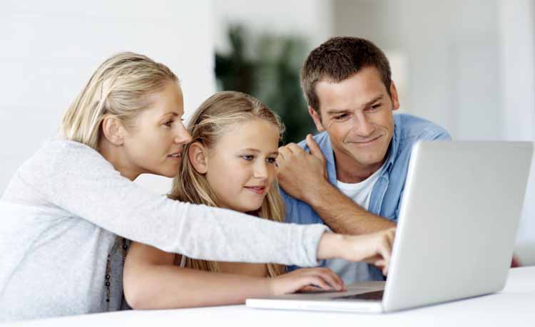 Sering Sekali Sesama Anggota Keluarga Malu Untuk Mengungkapkan Perasaan Sayang